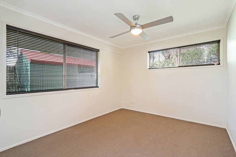 Photo - 6 Wiluna Street, Warana QLD 4575 - Image 13