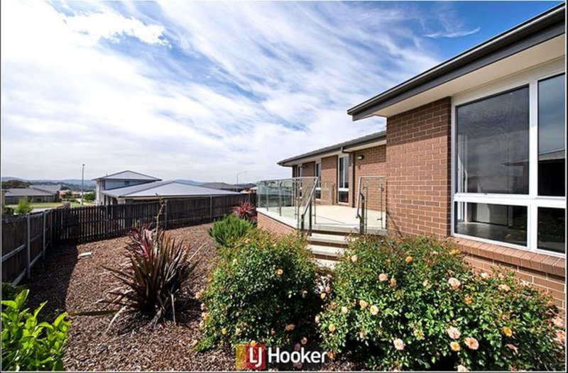 Photo - 6 Winchester Street, Casey ACT 2913 - Image 20