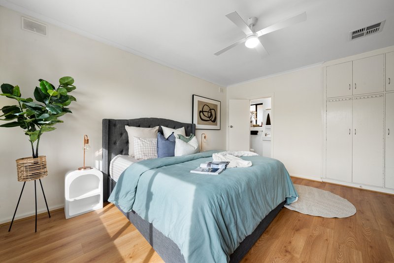 Photo - 6 Windermere Avenue, West Lakes SA 5021 - Image 14