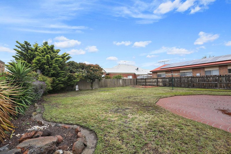 Photo - 6 Windsor Court, Lara VIC 3212 - Image 10