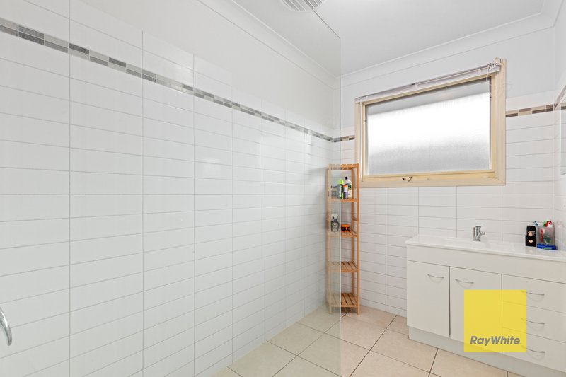 Photo - 6 Wingarra Drive, Grovedale VIC 3216 - Image 7