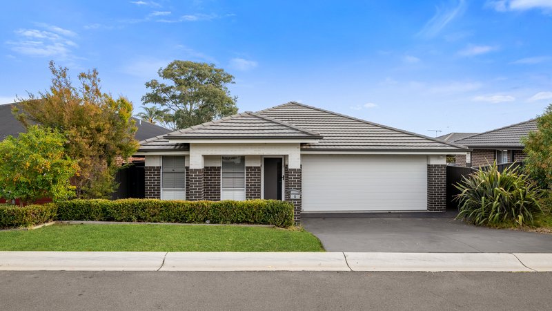 6 Winn Grove, Camden NSW 2570