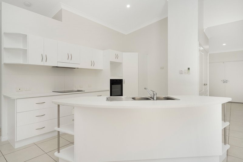 Photo - 6 Wirega Close, Douglas QLD 4814 - Image 4