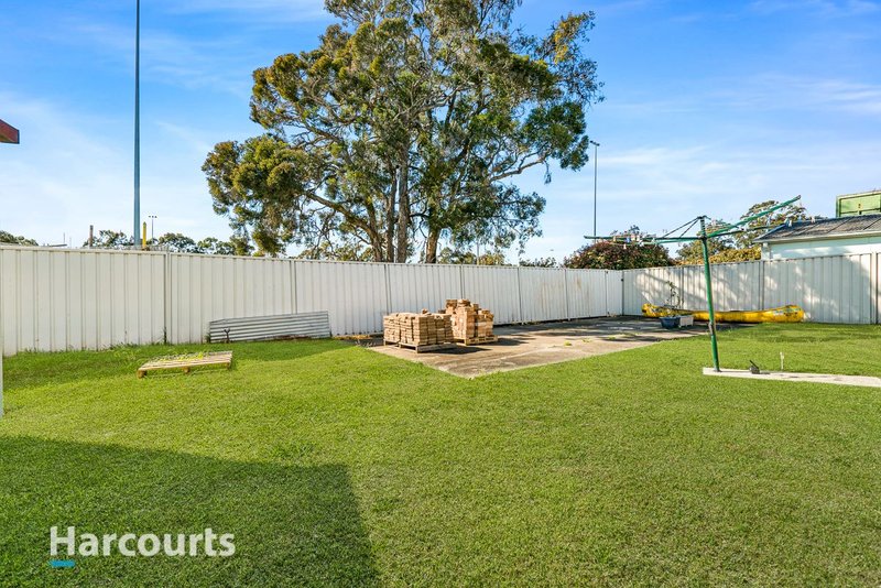 Photo - 6 Woodland Ave , Oxley Park NSW 2760 - Image 8