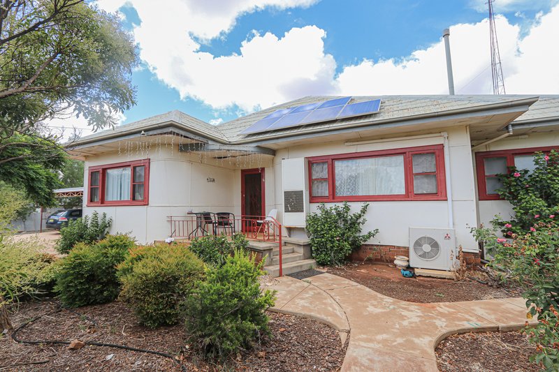 6 Woodland Street, Ungarie NSW 2669