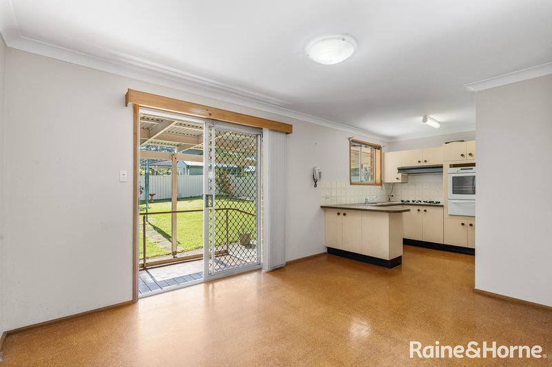 Photo - 6 Woodlawn Avenue, Burrill Lake NSW 2539 - Image 4