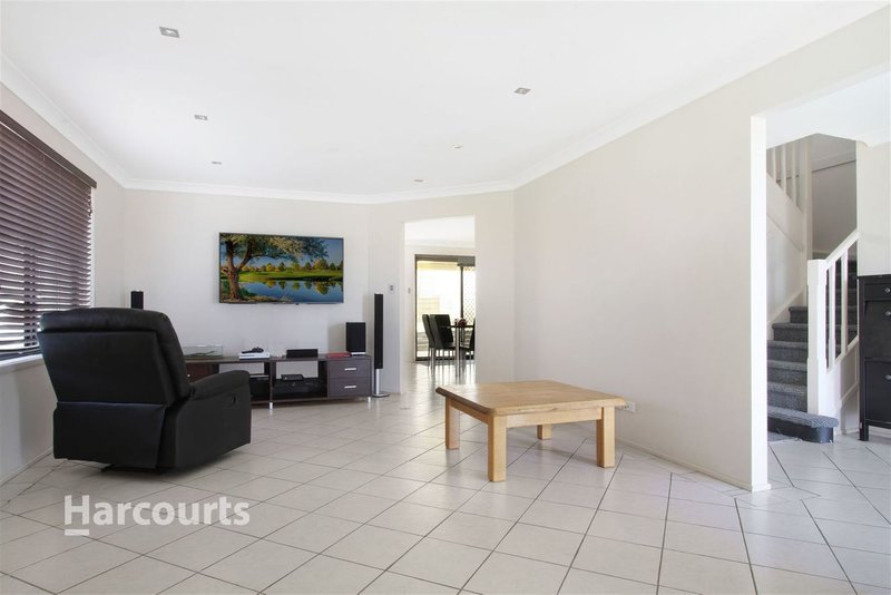 Photo - 6 Woodside Circuit, Horsley NSW 2530 - Image 2