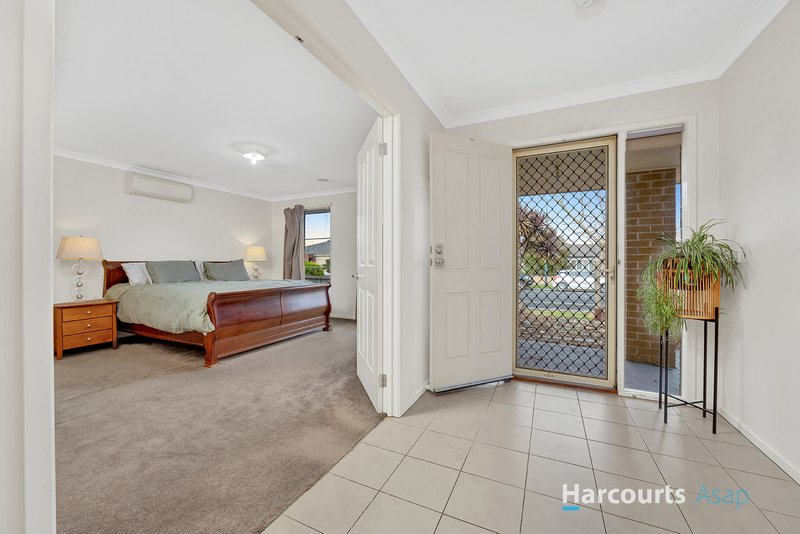 Photo - 6 Wurundjeri Boulevard, Berwick VIC 3806 - Image 11