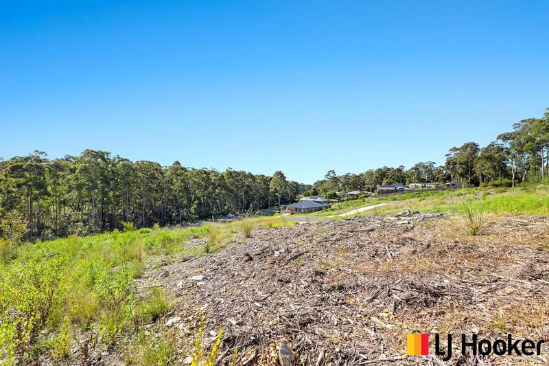 Photo - 6 Wyena Close, Malua Bay NSW 2536 - Image 4