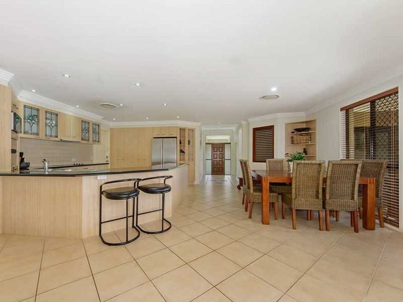 Photo - 6 Wyllie Way, Reedy Creek QLD 4227 - Image 6