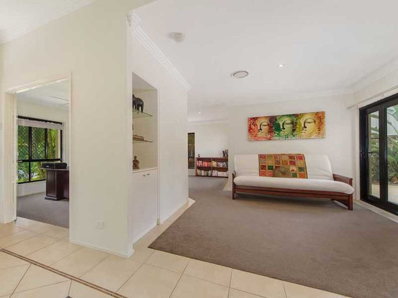 Photo - 6 Wyllie Way, Reedy Creek QLD 4227 - Image 9