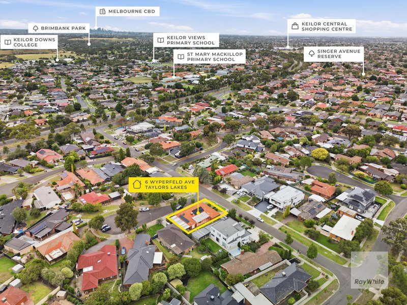Photo - 6 Wyperfeld Avenue, Taylors Lakes VIC 3038 - Image 17