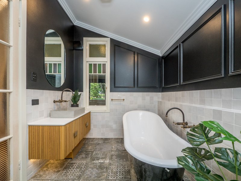 Photo - 6 Wyrallah Road, East Lismore NSW 2480 - Image 13