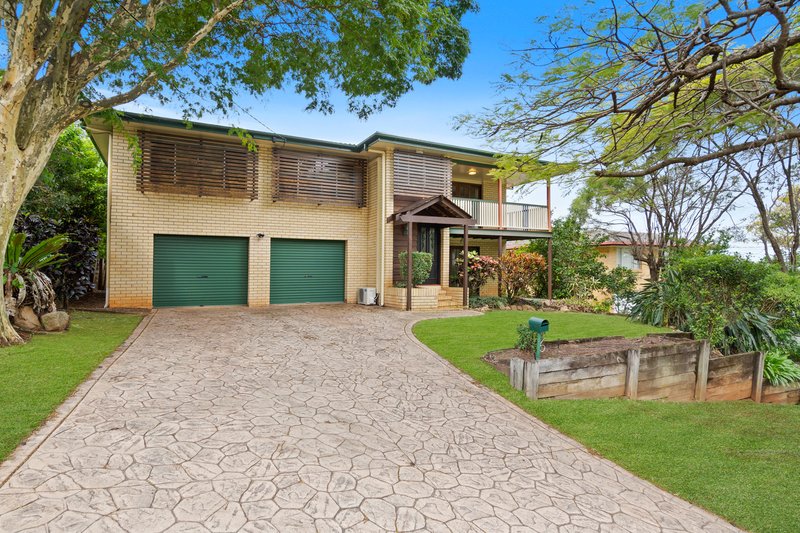 Photo - 6 Yaringa Street, Manly West QLD 4179 - Image 2