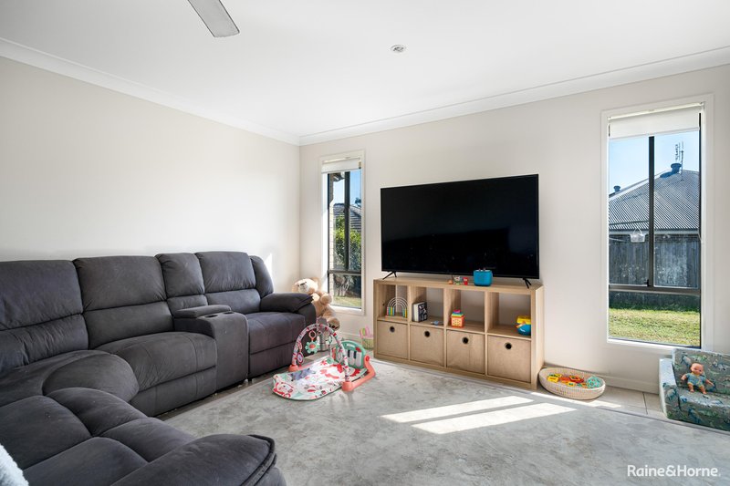 Photo - 6 Yellena Road, Fletcher NSW 2287 - Image 4