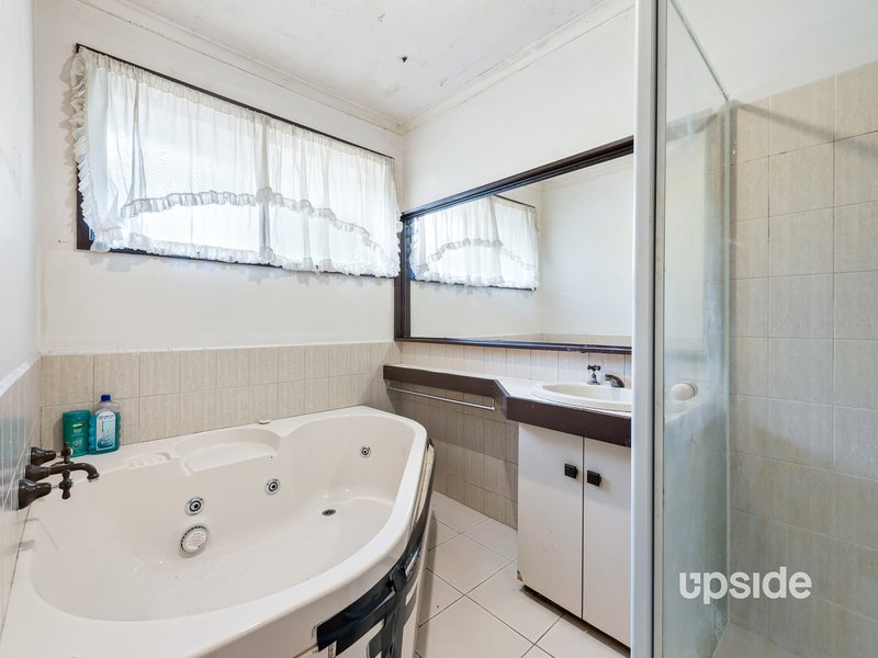 Photo - 6 Yering Court, Bayswater VIC 3153 - Image 8