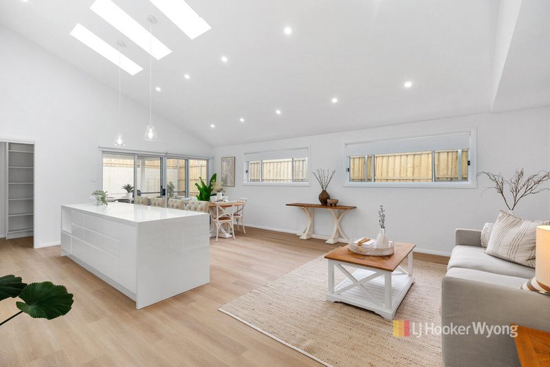 Photo - 6 Yirang Street, Crangan Bay NSW 2259 - Image 2