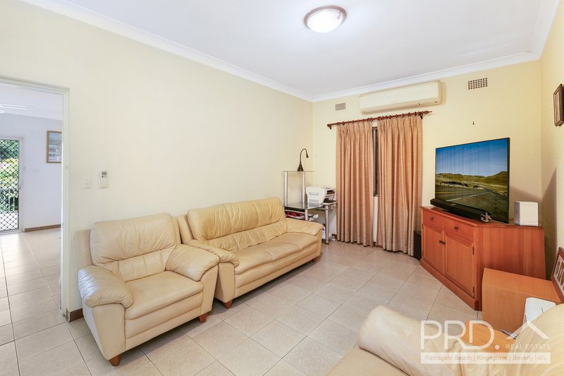 Photo - 6 Yoorami Road, Beverly Hills NSW 2209 - Image 2