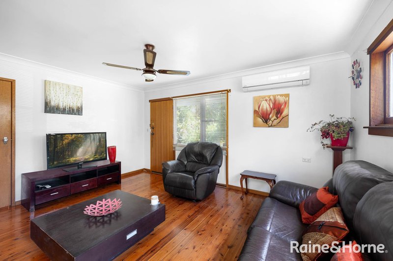 Photo - 6 Young Avenue, Nowra NSW 2541 - Image 2