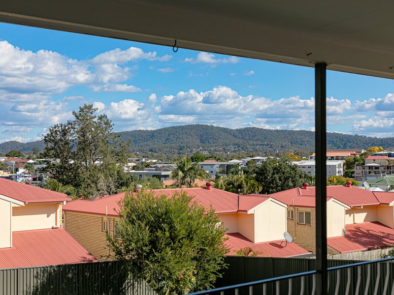 Photo - 6 Yurara Street, Everton Park QLD 4053 - Image 2