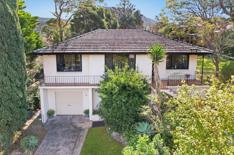 6 Yuruga Avenue, West Wollongong NSW 2500