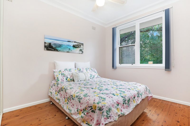 Photo - 6 Yuruga Avenue, West Wollongong NSW 2500 - Image 8