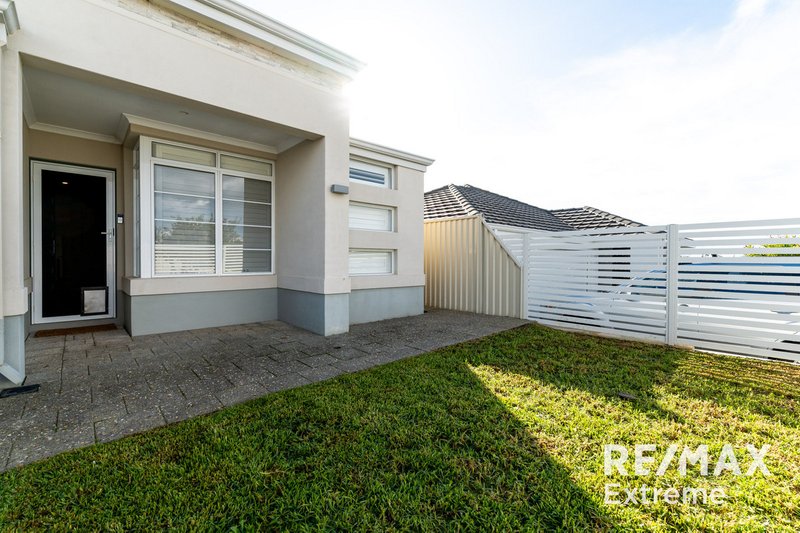 Photo - 6 Zenith Way, Alkimos WA 6038 - Image 2