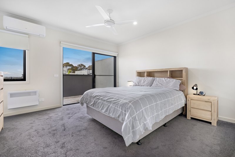 Photo - 6 Zeppelin Way, Beaconsfield VIC 3807 - Image 6