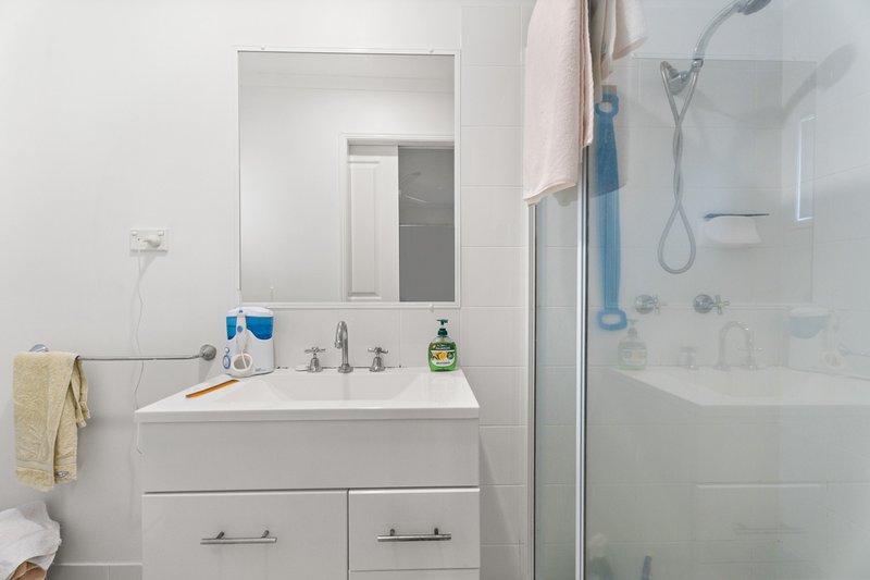 Photo - 6 Zircon Street, Urangan QLD 4655 - Image 13