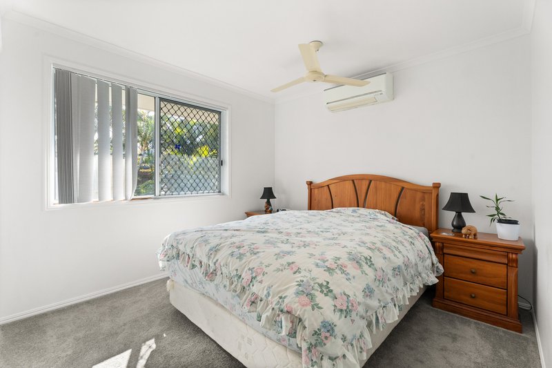 Photo - 6 Zircon Street, Urangan QLD 4655 - Image 14