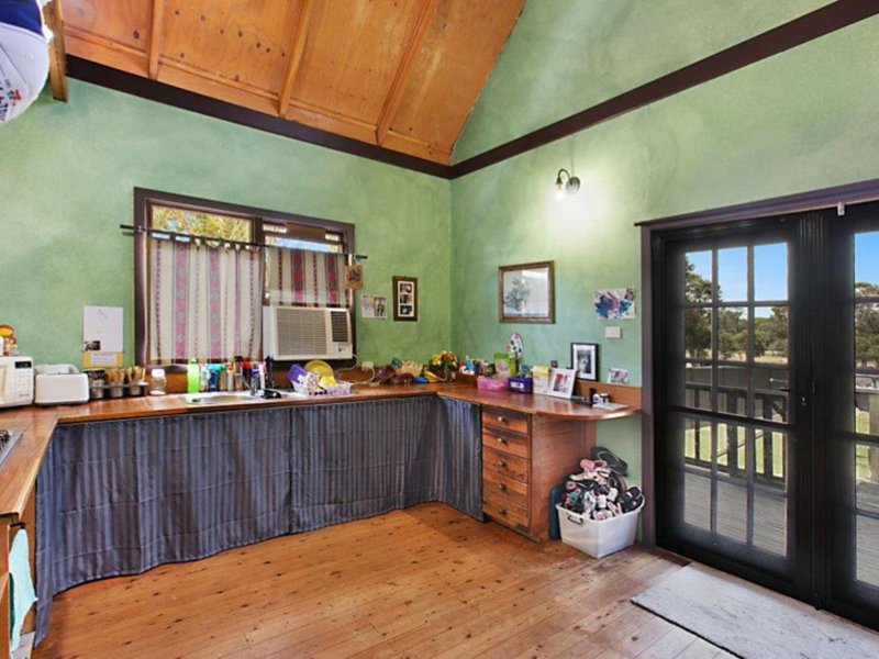 Photo - 60 & 60a Seaham Street, Holmesville NSW 2286 - Image 5