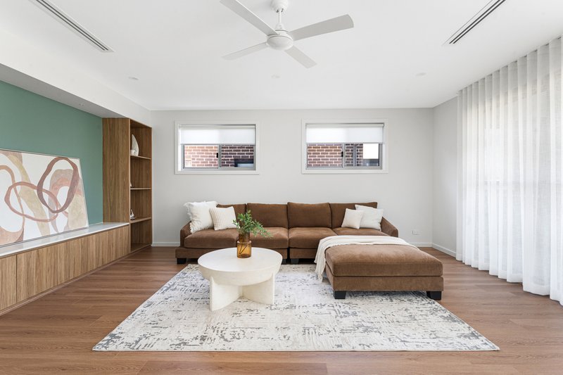 Photo - 60 & 60A Sunburst Circuit (The Gables) , Box Hill NSW 2765 - Image 9