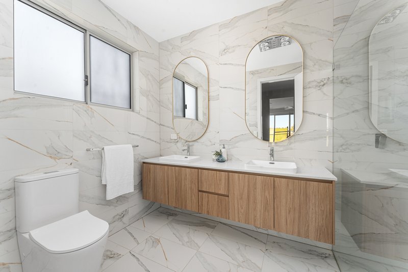 Photo - 60 & 60A Sunburst Circuit (The Gables) , Box Hill NSW 2765 - Image 13