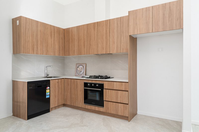 Photo - 60 & 60A Sunburst Circuit (The Gables) , Box Hill NSW 2765 - Image 19