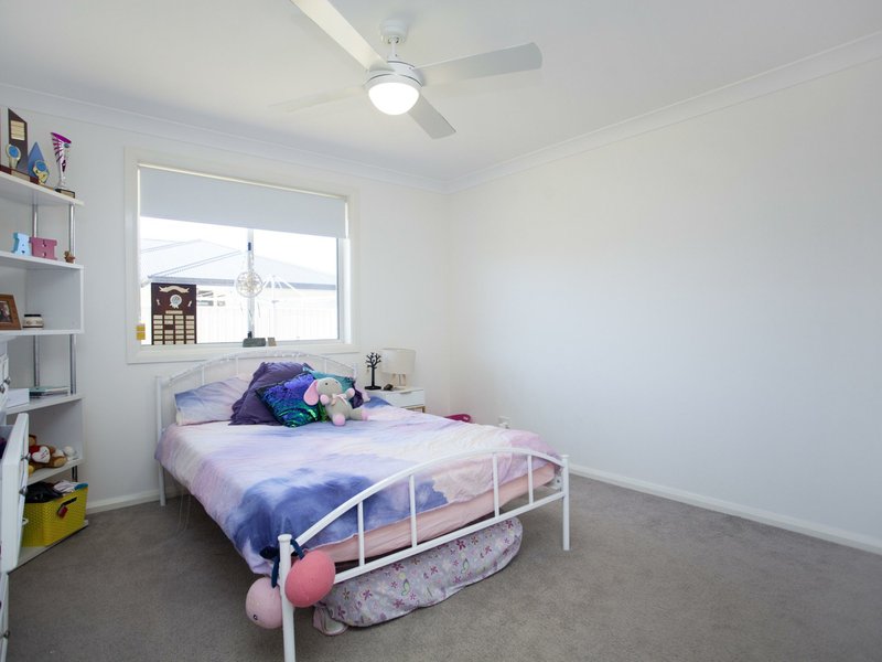 Photo - 60 Albatross Way, Old Bar NSW 2430 - Image 9