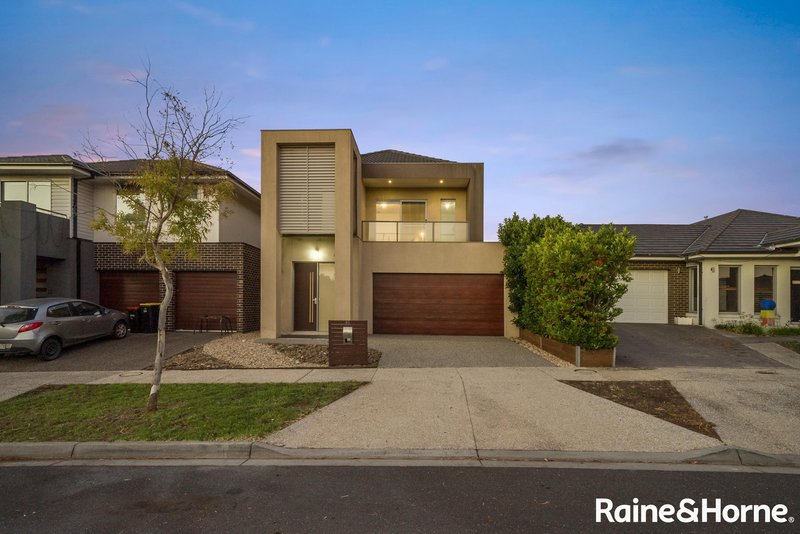 60 Arroyo Place, Caroline Springs VIC 3023