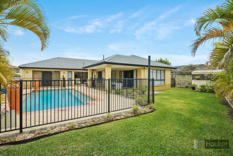 Photo - 60 Audrey Avenue, Helensvale QLD 4212 - Image 2