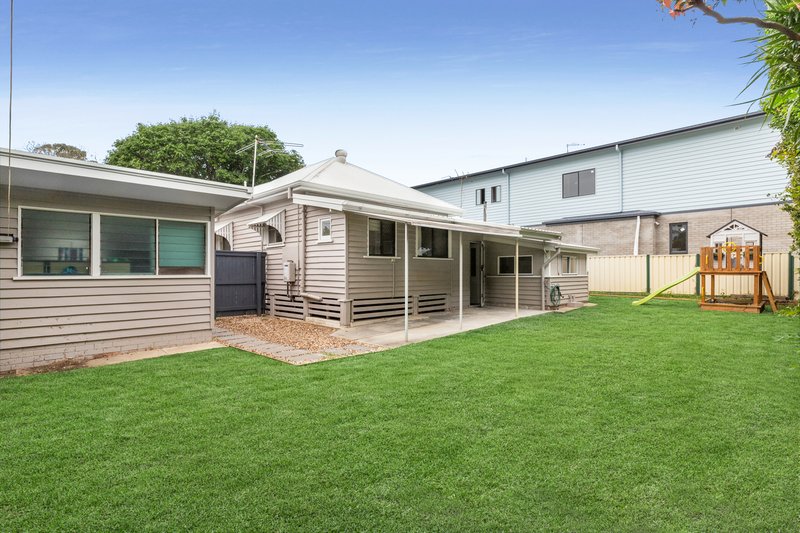 Photo - 60 Bayview Terrace, Wavell Heights QLD 4012 - Image 14