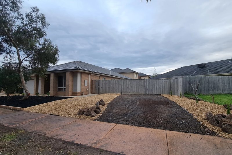 Photo - 60 Beachview Parade, Point Cook VIC 3030 - Image 14