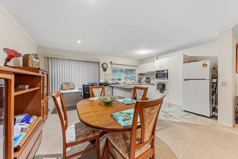 Photo - 60 Bellbird Close, Pakenham VIC 3810 - Image 20