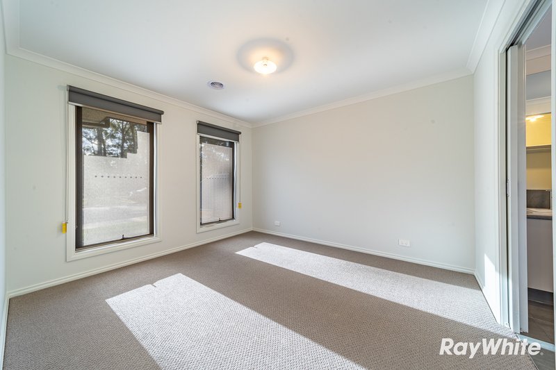 Photo - 60 Blossom Drive, Epsom VIC 3551 - Image 9