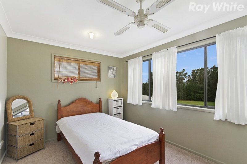 Photo - 60 Broadwater Dr , Saratoga NSW 2251 - Image 9