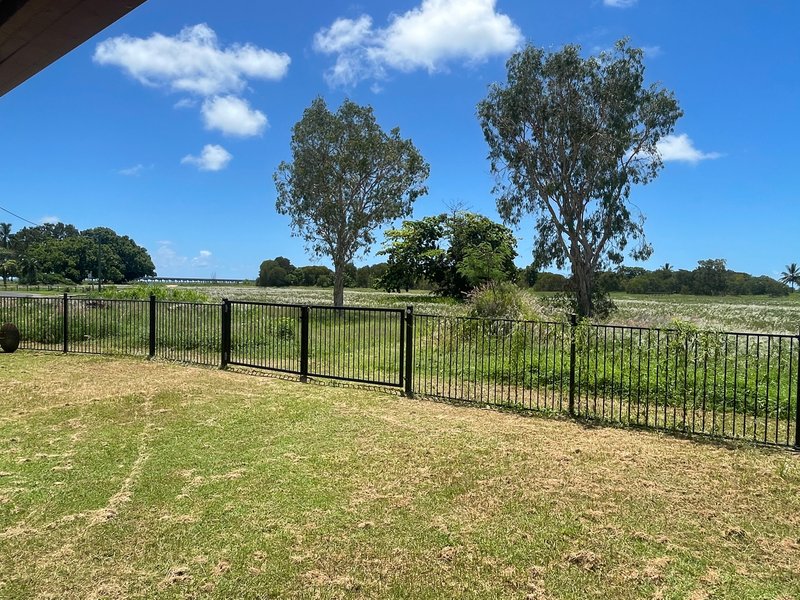 Photo - 60 Bruce Parade, Lucinda QLD 4850 - Image 2