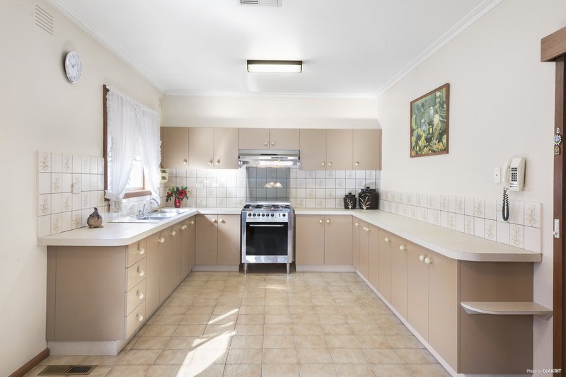 Photo - 60 Bunney Road, Clarinda VIC 3169 - Image 3