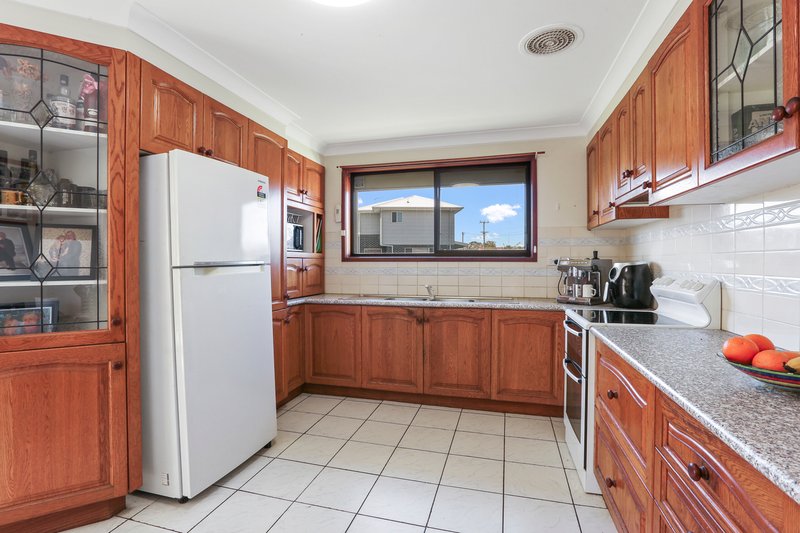 Photo - 60 Byamee Street, Dapto NSW 2530 - Image 4