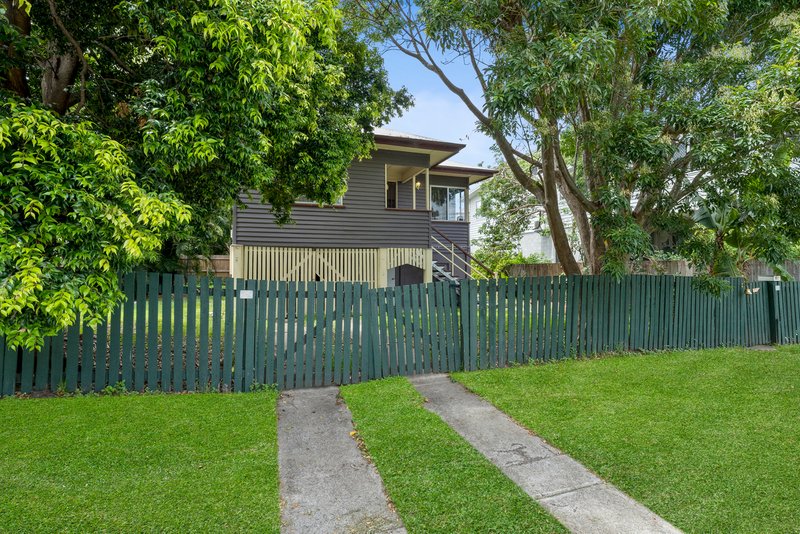 Photo - 60 Cameron Street, Fairfield QLD 4103 - Image 9