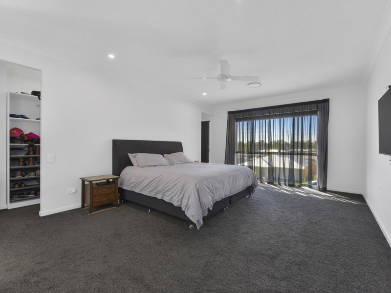 Photo - 60 Canopus Street, Bridgeman Downs QLD 4035 - Image 14