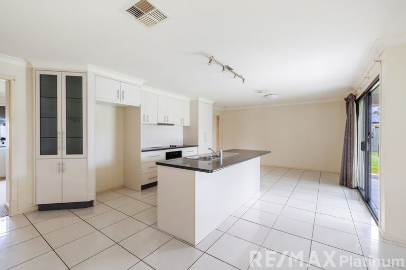 Photo - 60 Cardinal Circuit, Caboolture QLD 4510 - Image 5