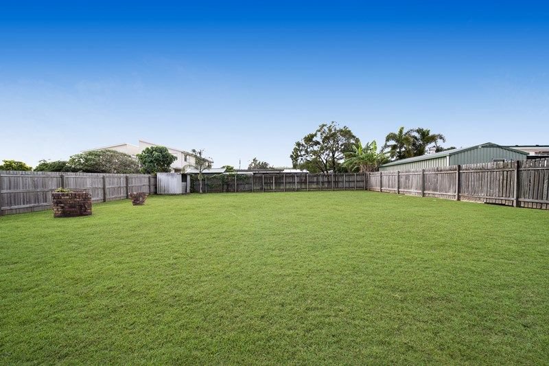 Photo - 60 Chatswood Road, Springwood QLD 4127 - Image 12