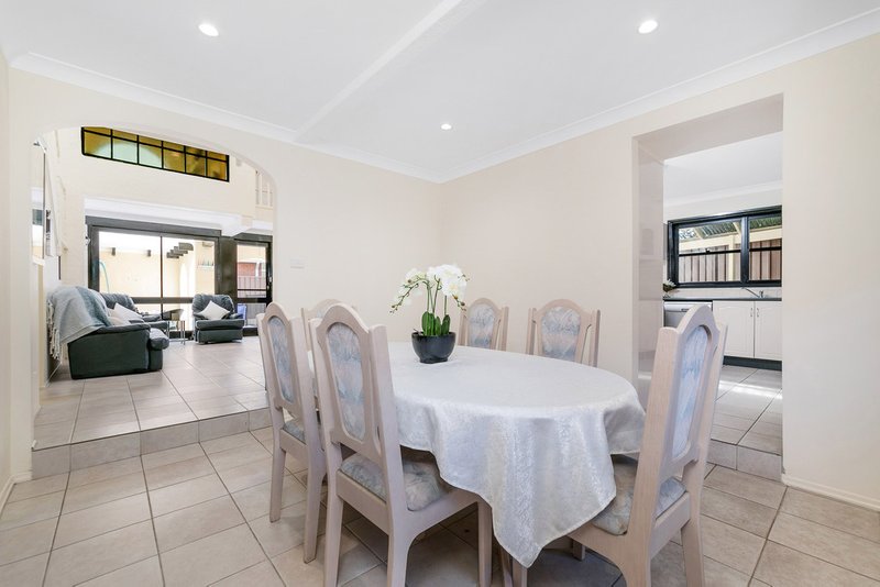 Photo - 60 Cherrybrook Road, Lansvale NSW 2166 - Image 4